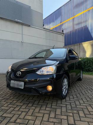 TOYOTA ETIOS 1.5 XLS 16V FLEX 4P AUTOMÁTICO TOYOTA ETIOS 1.5 XLS 16V FLEX 4P AUTOMÁTICO